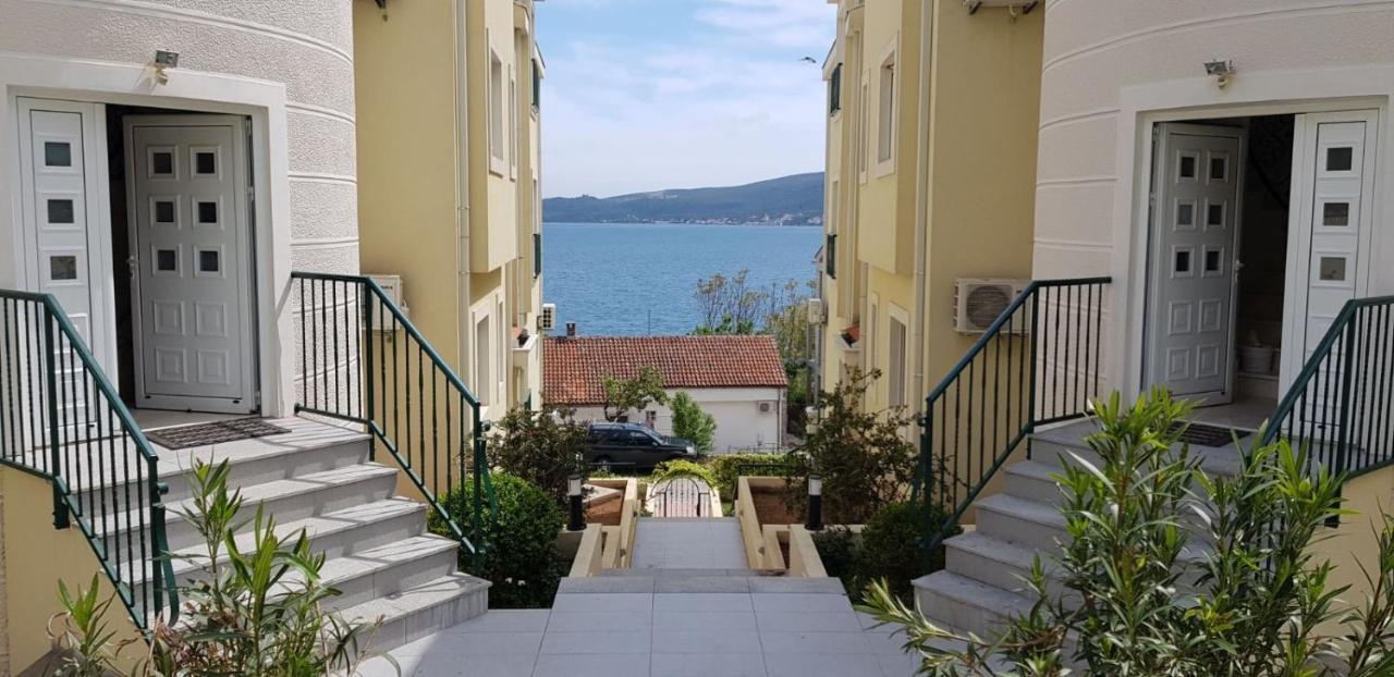 Adriadome Paradise Bijela Exterior photo